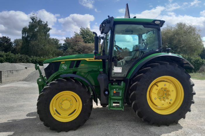 6F174B64-BB79-4421-B41D-1259432EADC1 - Le nouveau tracteur